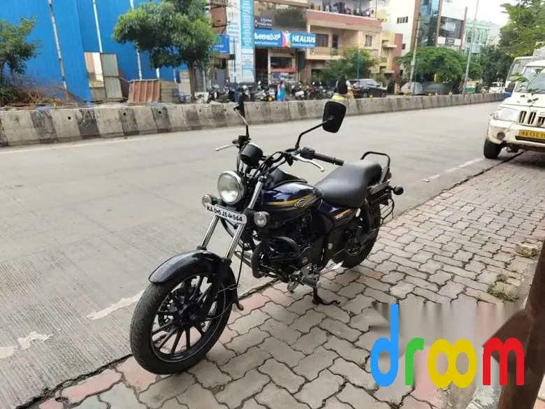 Bajaj Avenger Street 150 2016
