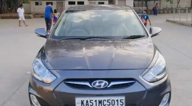 Hyundai Verna Fluidic 1.6 VTVT 2012