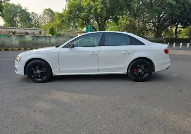 Audi A4 35 TDI Premium 2015