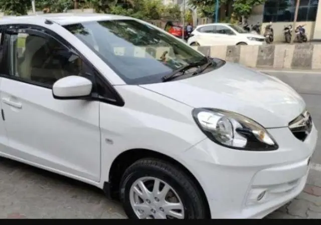 Honda Brio V MT 2012