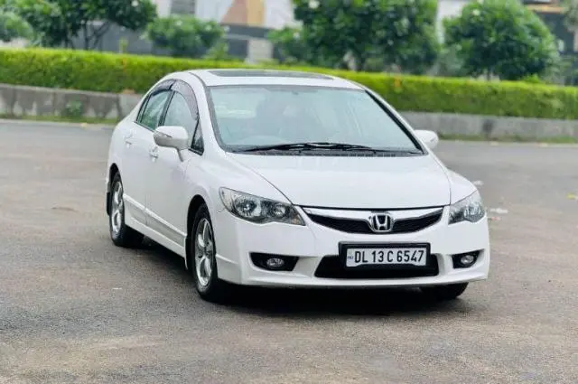 Honda Civic 1.8 V 2013
