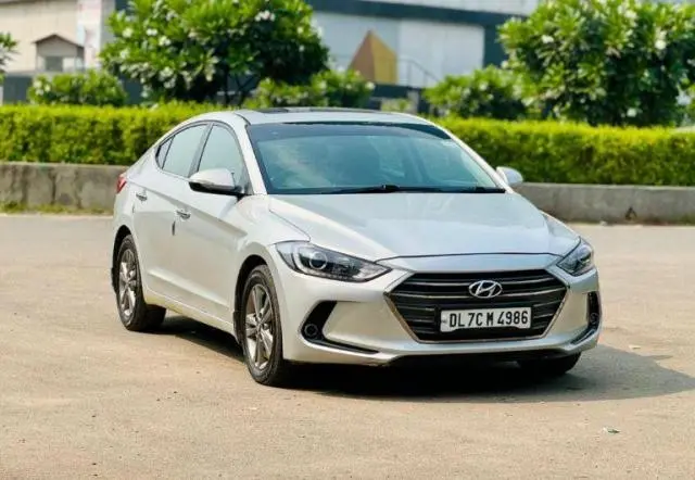 Hyundai Elantra 1.6 SX (O) AT 2016