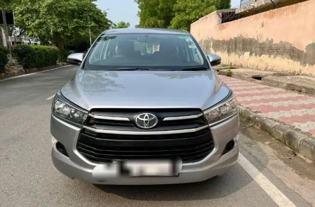 Toyota Innova Crysta 2.4 G 7 STR 2018