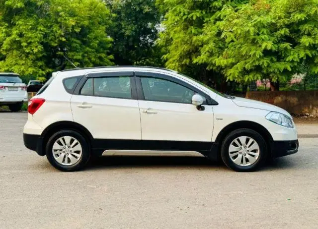 Maruti Suzuki S-Cross Zeta 1.6 2015