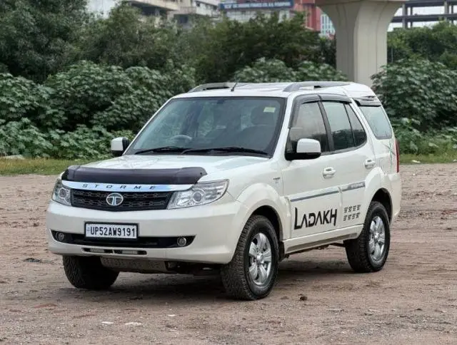 Tata Safari Storme 2.2 EX 4X2 2018