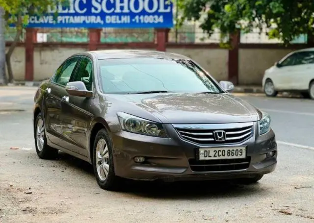 Honda Accord 2.4 ELEGANCE AT 2013