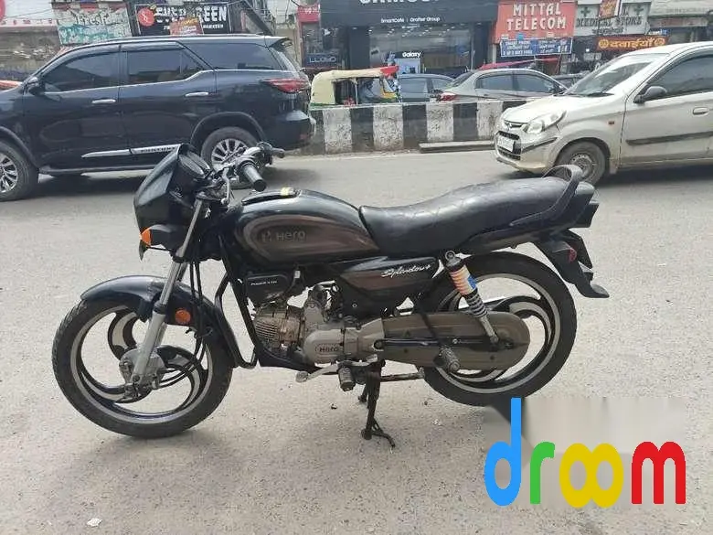 Hero Splendor Plus 100 Million Edition 2022