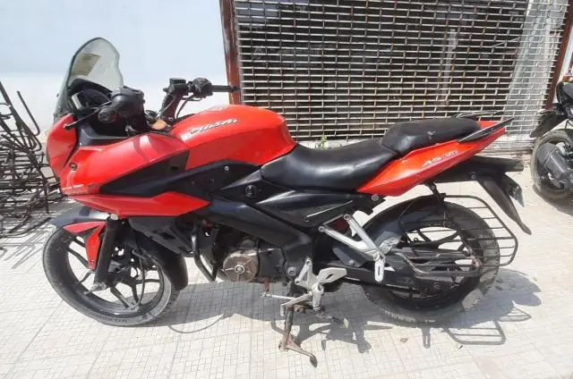 Bajaj Pulsar AS150 2015