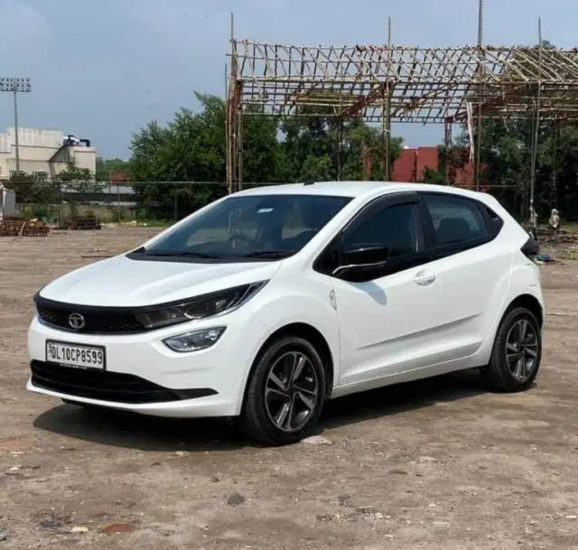 Tata Altroz XZ Petrol 2021