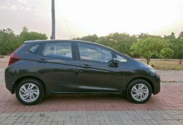 Honda Jazz V i-VTEC 2015