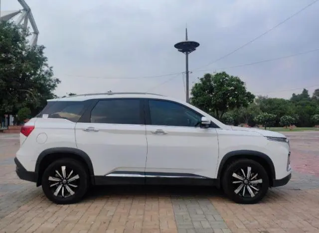 MG Hector Sharp 1.5 DCT Petrol 2019