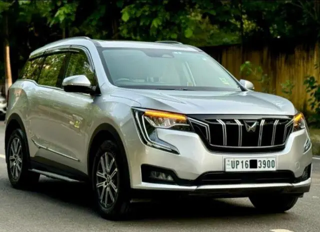 Mahindra XUV700 AX 7 Petrol AT Luxury Pack 7 STR 2022