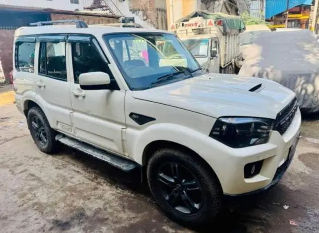Mahindra Scorpio S9 2WD 7 SEATER 2019