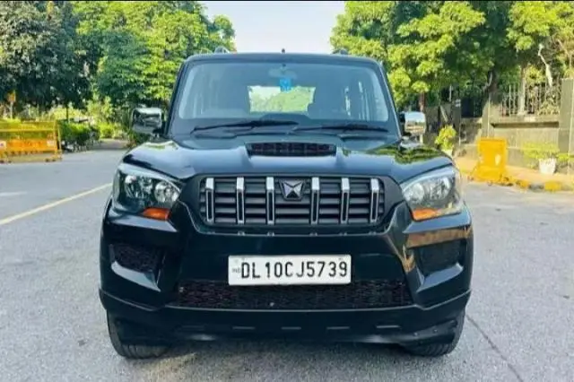 Mahindra Scorpio S6 Plus 1.99 2017