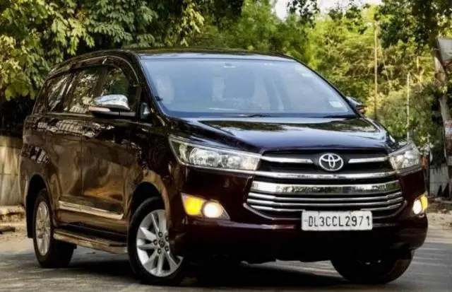 Toyota Innova Crysta 2.4 G 7 STR 2016