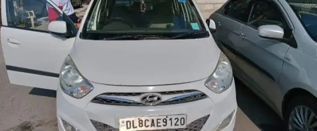 Hyundai i10 Sportz 1.2 2015