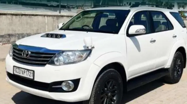 Toyota Fortuner 3.0 4X2 AT 2015