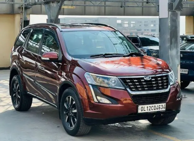 Mahindra XUV500 W11 AT 2019