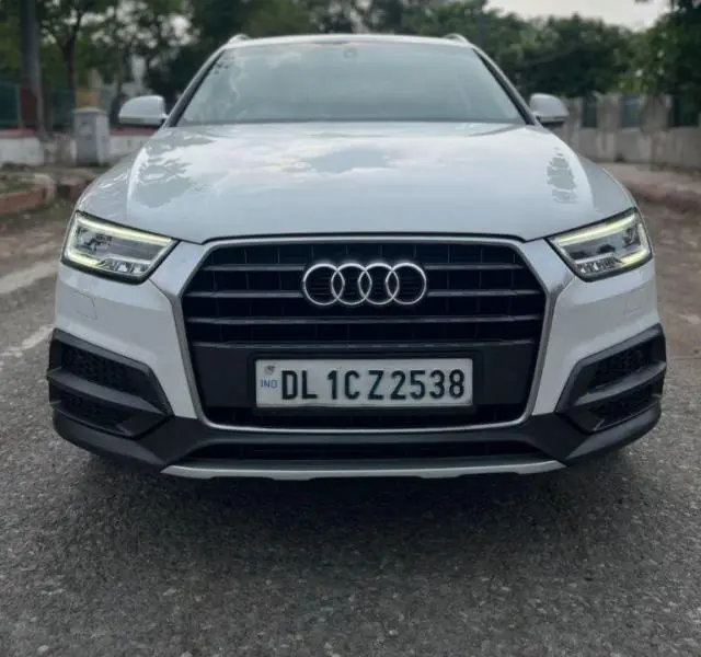 Audi Q3 35 TDI Premium + Sunroof 2018