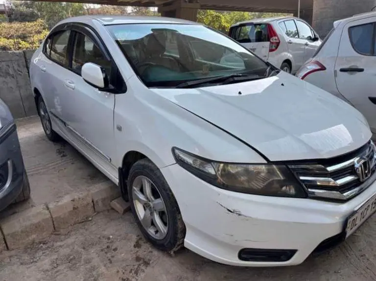 Honda City 1.5 V MT 2012