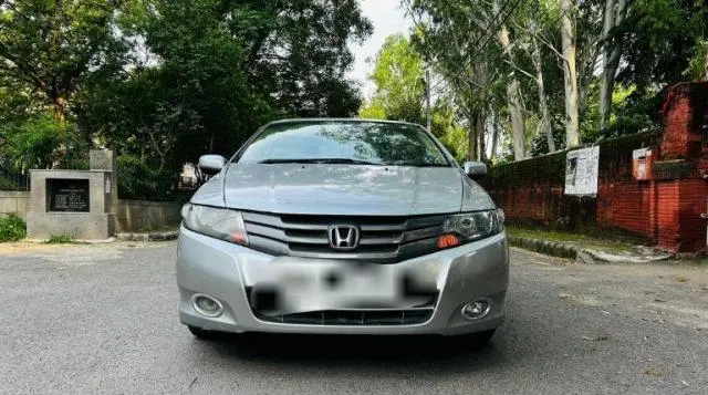 Honda City 1.5 V MT 2011