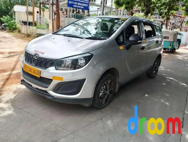 Mahindra Marazzo M2 8 STR 2019