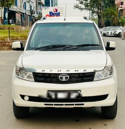 Tata Safari Storme 2.2 EX 4X2 2017