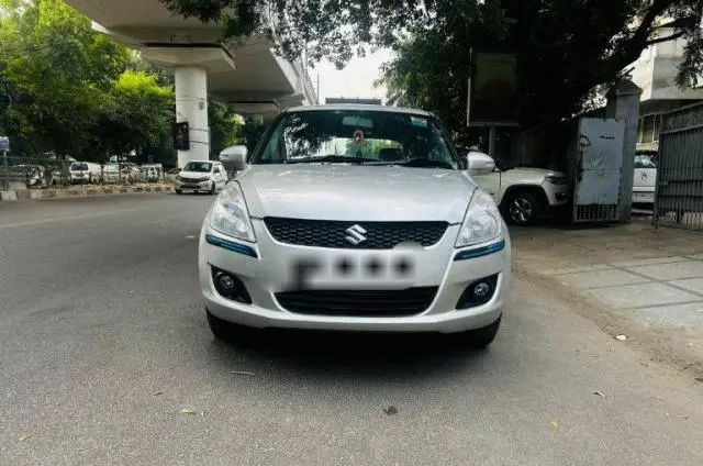 Maruti Suzuki Swift VXi 2012