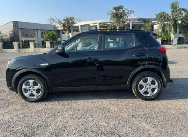 Mahindra XUV300 W6 AMT Diesel BS6 2021