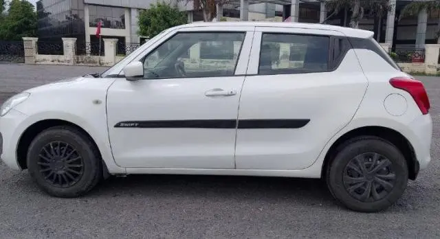 Maruti Suzuki Swift LXi 2018