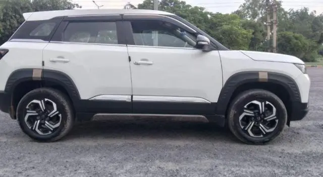 Maruti Suzuki Brezza VXi 2022