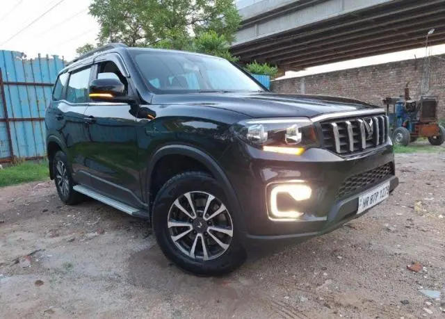 Mahindra Scorpio-N Z4 Diesel AT 2WD 7 STR 2024