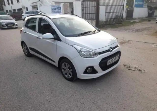 Hyundai Grand i10 Sportz 1.2 Kappa VTVT 2014