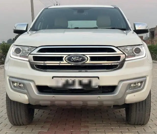 Ford Endeavour Titanium 3.2 4x4 AT 2018
