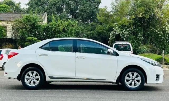 Toyota Corolla Altis 1.8 G 2014