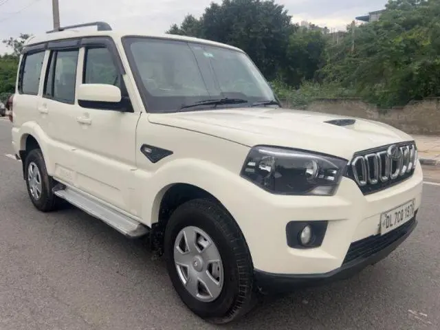 Mahindra Scorpio S3 2WD 2018