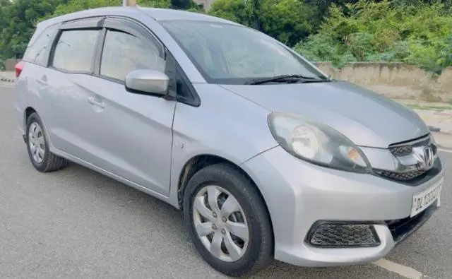 Honda Mobilio S i-DTEC 2014