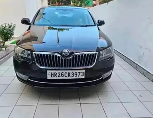 Skoda Superb Elegance 2.0 TDI CR AT 2014