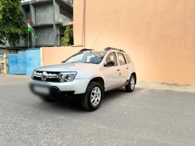 Renault Duster 85 PS RXE 2016