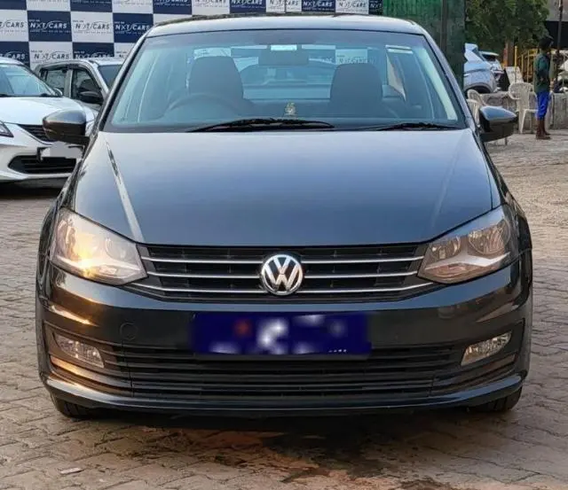 Volkswagen Vento 1.6L Highline 2017