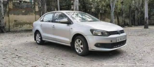 Volkswagen Vento Comfortline 1.6 Petrol 2013
