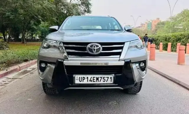 Toyota Fortuner 2.8 4x2 AT 2020