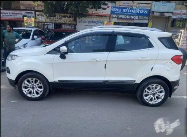Ford EcoSport Titanium 1.5L TDCi 2016