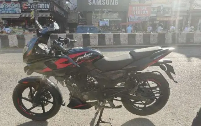 Bajaj Pulsar 220F ABS Dagger Edge Edition BS6 2021