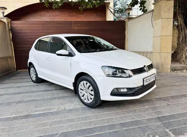 Volkswagen Polo Comfortline 1.2L (P) 2015