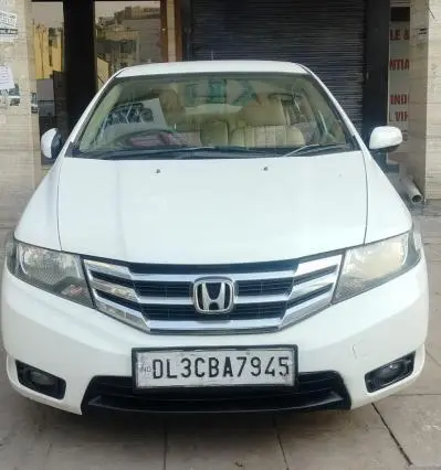 Honda City 1.5 V MT 2013