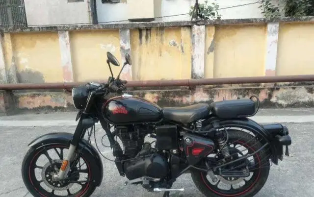 Royal Enfield Classic 350cc Classic Dark Dual Channel 2021