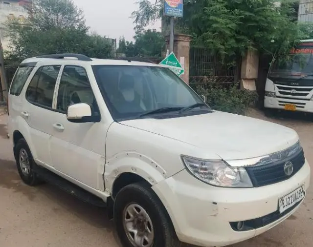 Tata Safari Storme 2.2 EX 4X2 2014