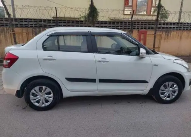 Maruti Suzuki Swift DZire VDi 2013