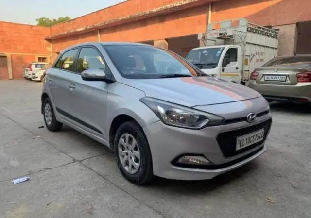 Hyundai i20 Sportz 1.2 2015